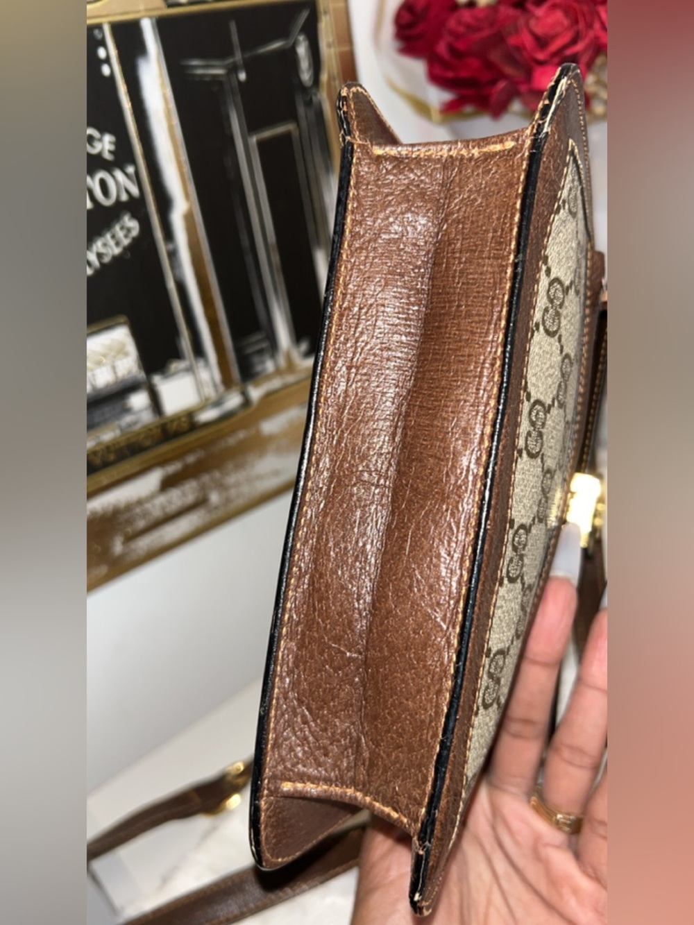 Gucci GG Supreme Ophidia Shoulder Bag - Picture 5 of 9